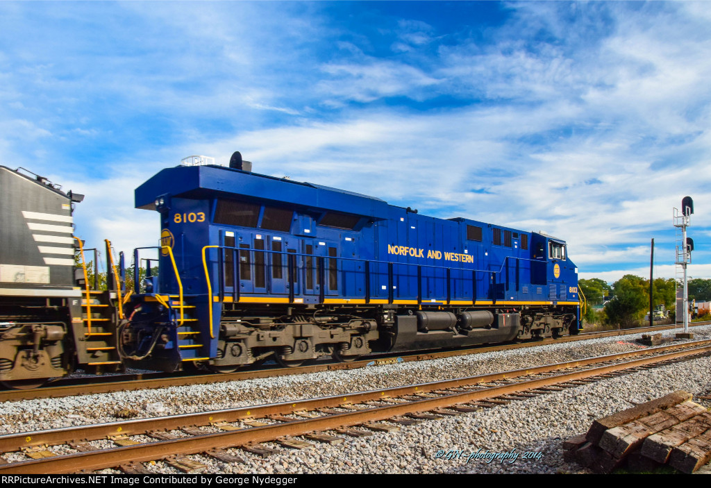 NS 8103 Heritage unit "Norfolk and Western"